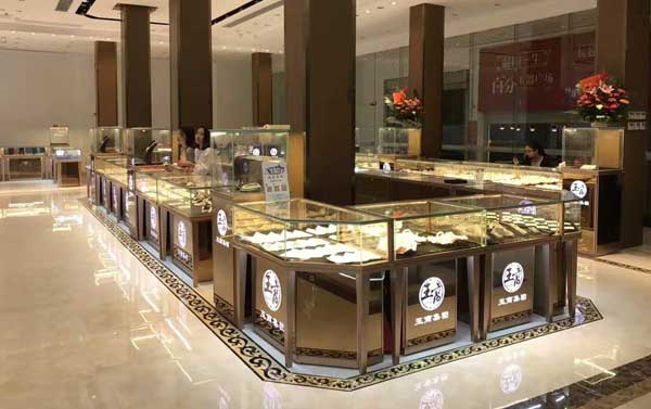 金銀首飾展柜設計這樣做，提升珠寶店檔次!